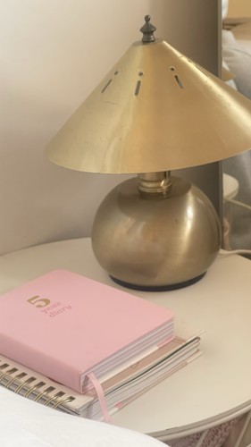 Gold structured round - structured,